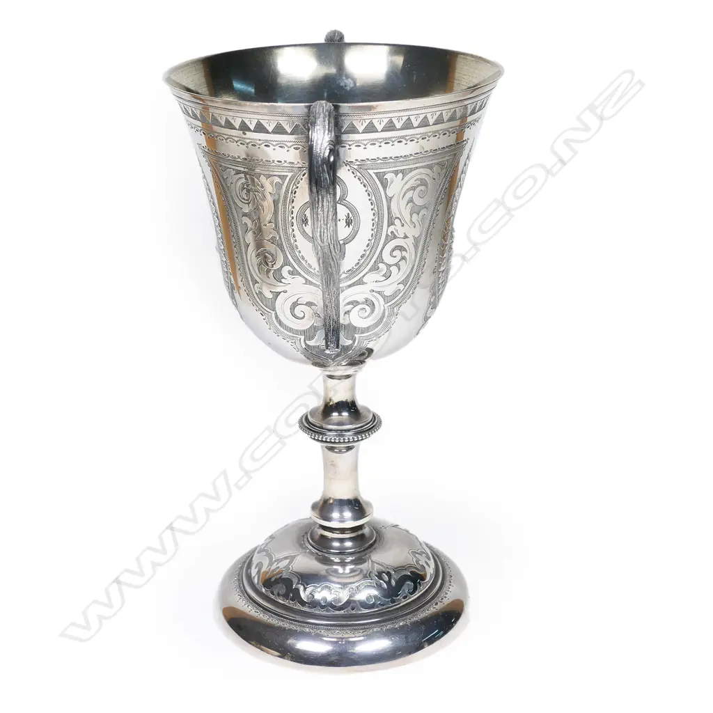 A historical NZ silver presentation cup by Petersen & Co. (Christchurch) Image 1++